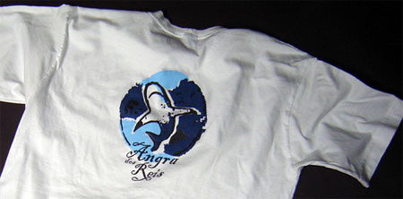 camisa tubarão sol e mão